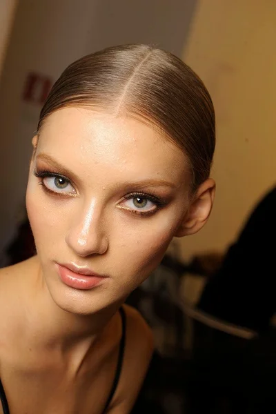 Look 8